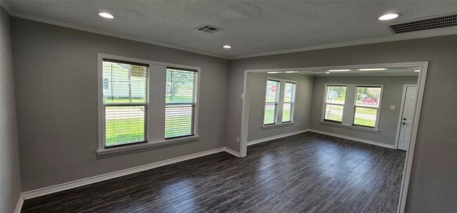 Building Photo - 215 San Jacinto St