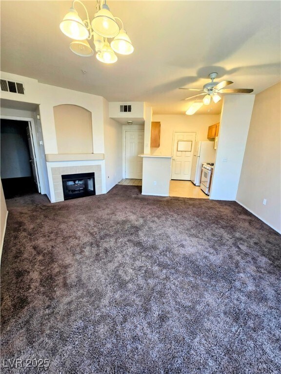 Building Photo - 7123 S Durango Dr