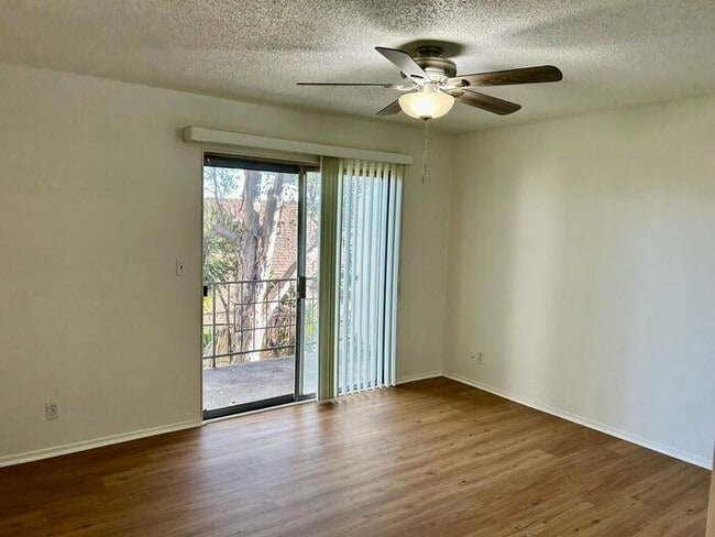 Building Photo - REALLY NICE 2BD & 1.5BA TOWNHOME IN FULLERTON