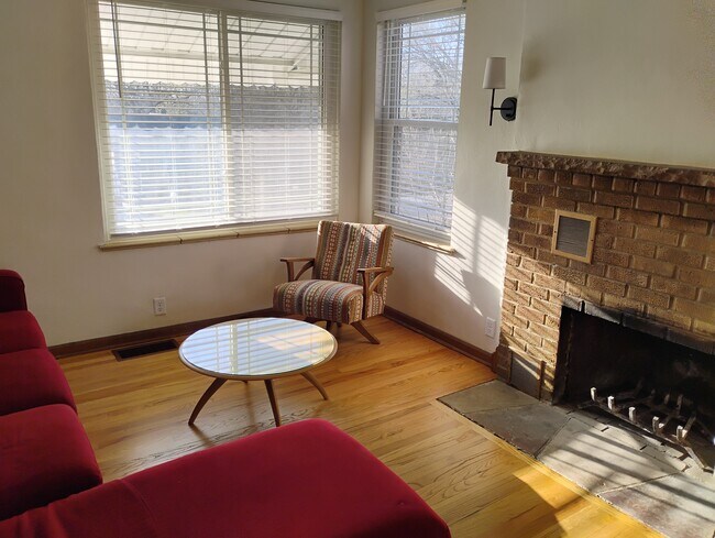 Building Photo - 2319 N 85th St