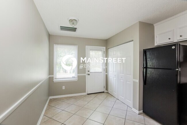 Building Photo - 3 Bedroom Pet-Friendly Home in Charlotte, ...