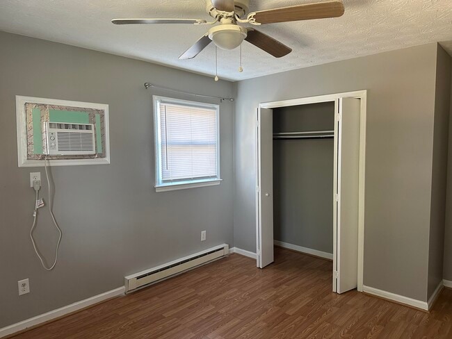 Building Photo - 341 Rebel Rd