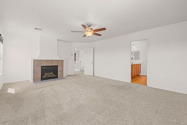 Building Photo - Home Sweet Home! Located in a highly sough...