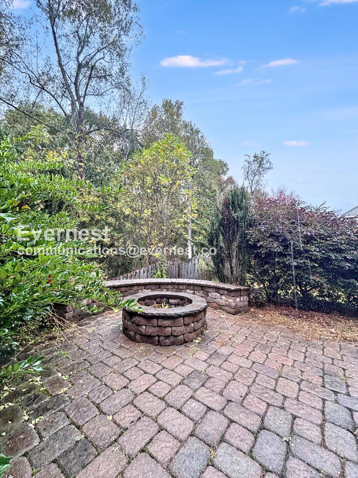 Building Photo - 7813 Sweet Grove Ct