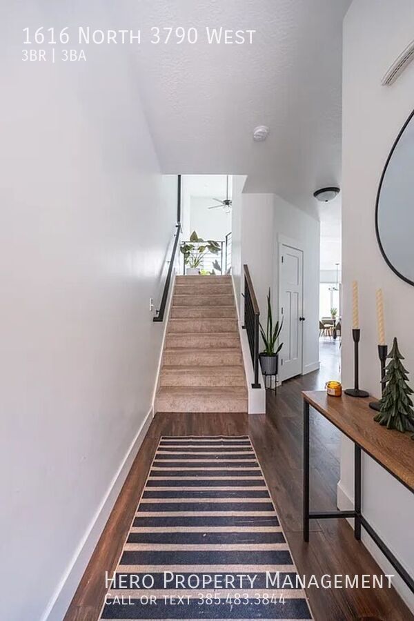 Building Photo - 1616 N 3790 W