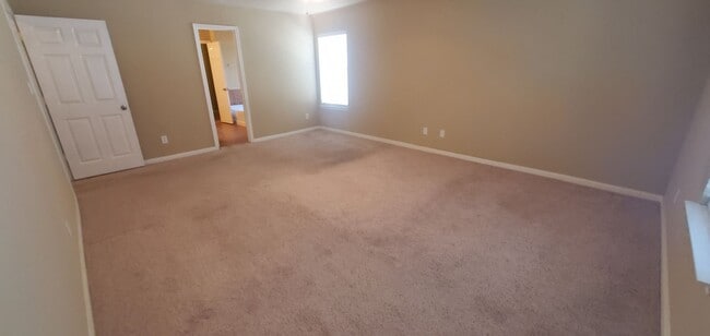 Building Photo - 249 Nomad Ln