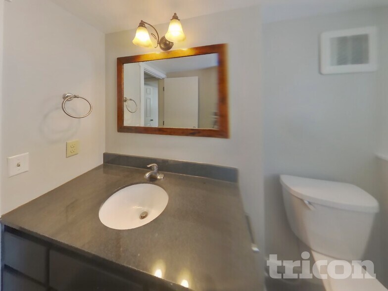 Building Photo - 14307 89th St NE