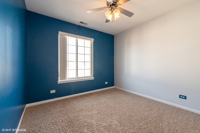 Building Photo - 1419 New Haven Dr