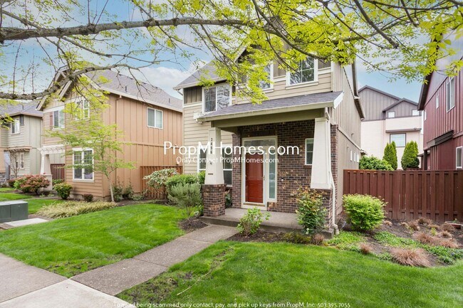 Building Photo - Gorgeous Updated Home in Witch Hazel!