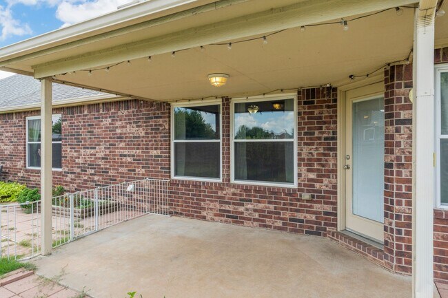 Building Photo - 3 bedroom home In Wakefield Crossing - Bix...