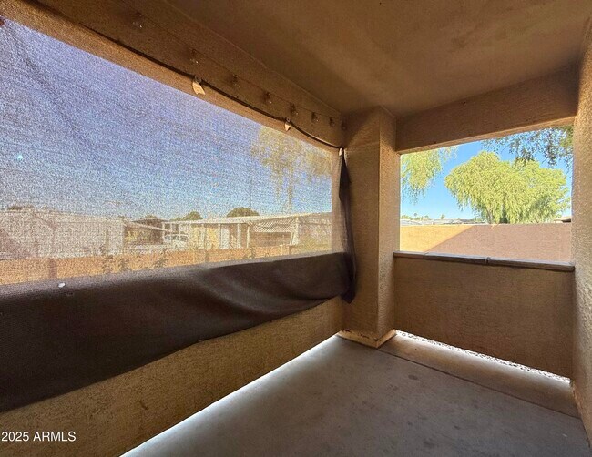 Building Photo - 6770 N 47th Ave