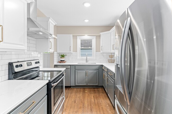 Building Photo - 4295 Oak Dr Ln