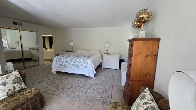 Building Photo - 31811 Greens Pointe