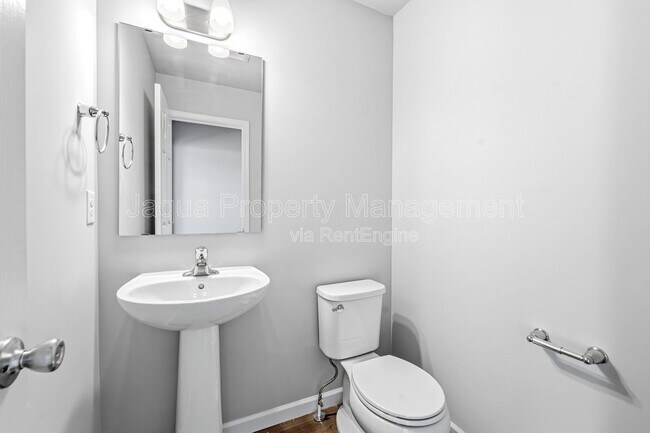 Building Photo - 25245 Vargas Ln