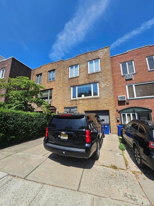 Building Photo - 5421 JFK Blvd E