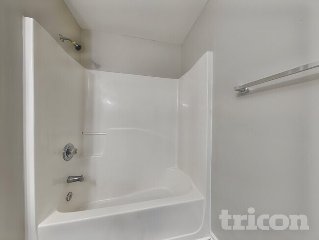 Building Photo - 3540 Stoney Creek Way