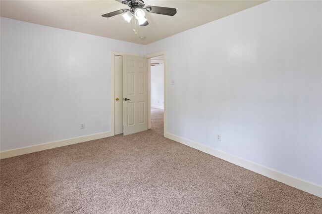 Building Photo - 22014 Soft Pines Ct