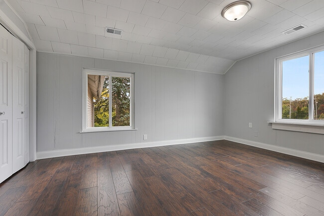 Building Photo - 14314 Beacon Ave