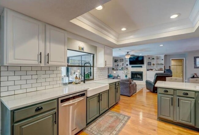 Building Photo - 3203 Stoneybrook Ln