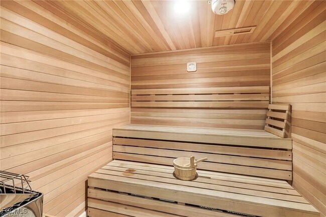 Building Photo - 11484 Canopy Loop