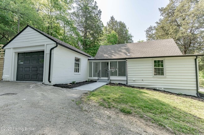 Building Photo - 1886 S Bardstown Rd