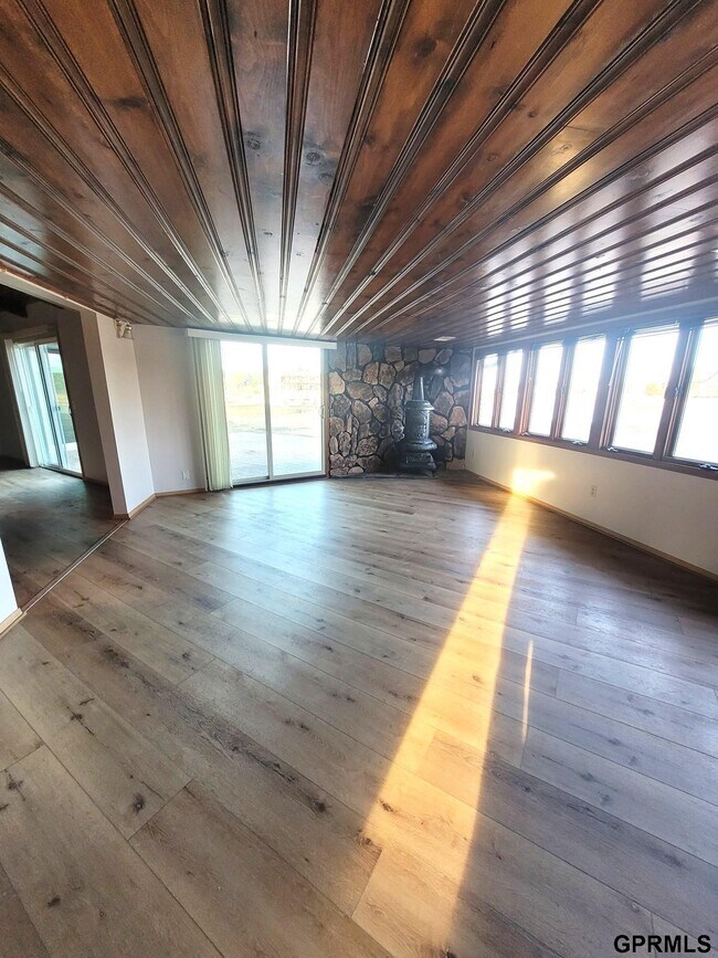 Building Photo - 1055 Platteview Dr