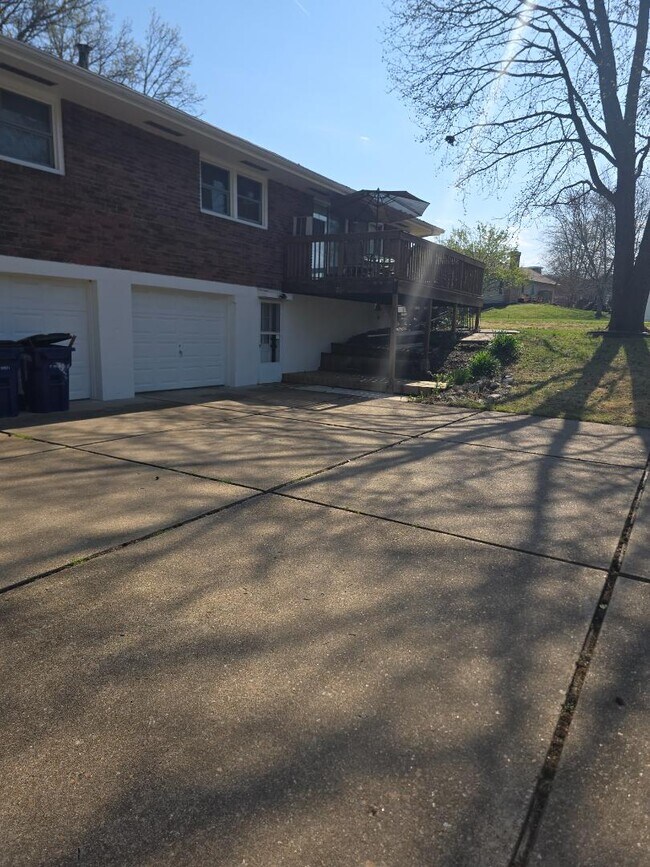 Building Photo - 58 Weis Ave