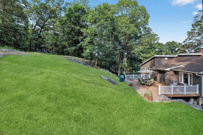 Building Photo - 28 Dirubbo Dr