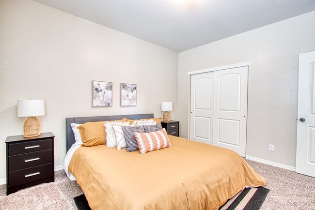 Building Photo - 4716 Christian Azcarate St