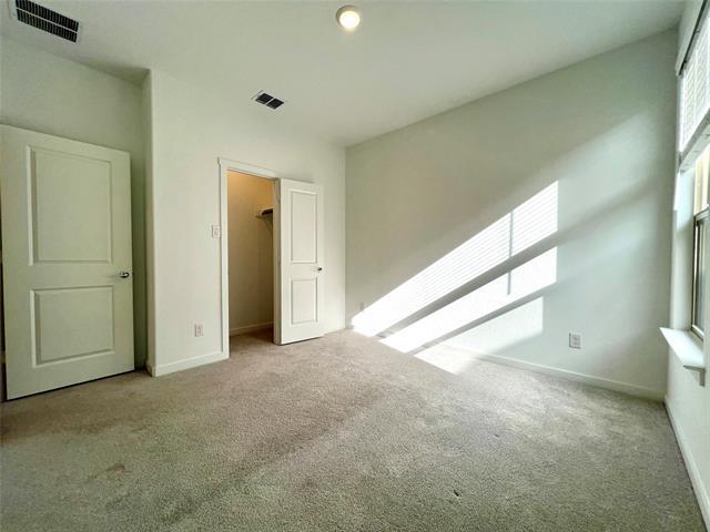 Building Photo - 130 Starfall Dr