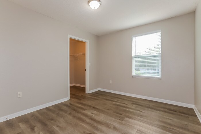 Building Photo - 10105 Hawk Storm Ave