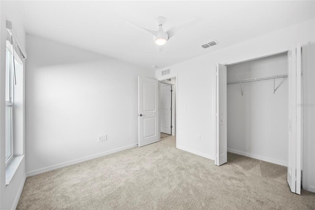 Building Photo - 17662 Happytrails St