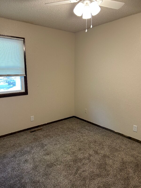 Building Photo - 322 Ranger Ave