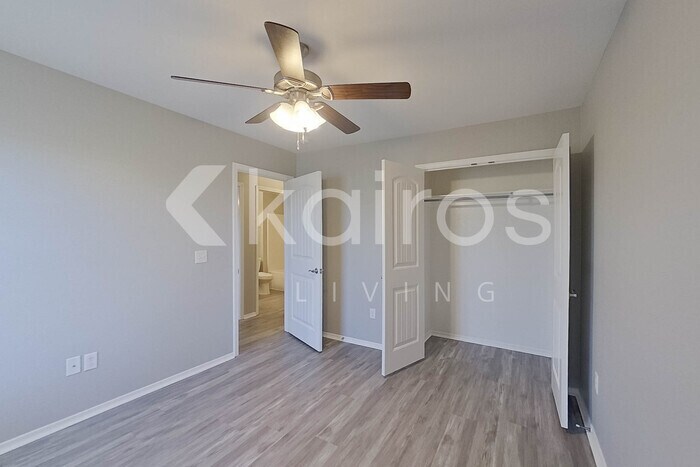 Building Photo - 5002 Thomas St