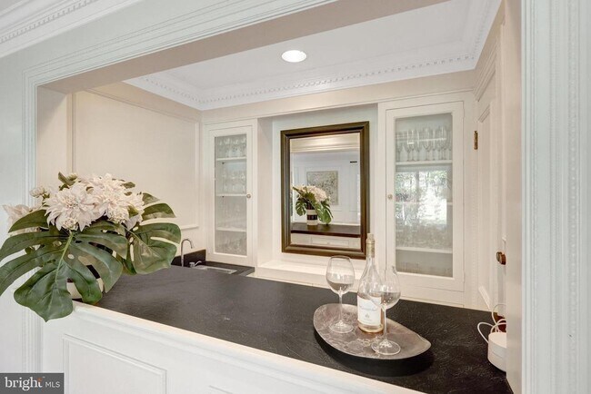 Building Photo - 6305 Dunaway Ct