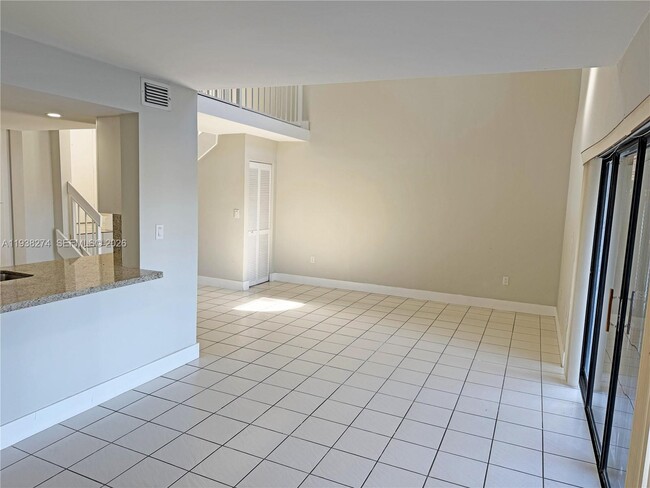 Building Photo - 1331 SW 124th Ct