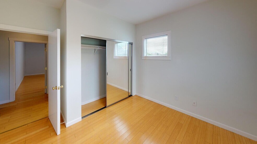 Building Photo - 3272 Hannah St