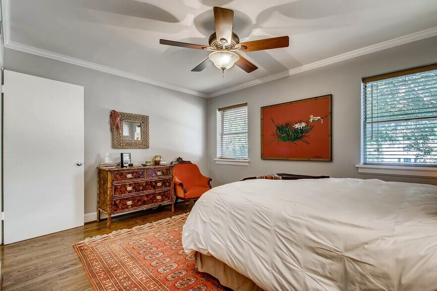 Building Photo - 512 Chesterfield Ave