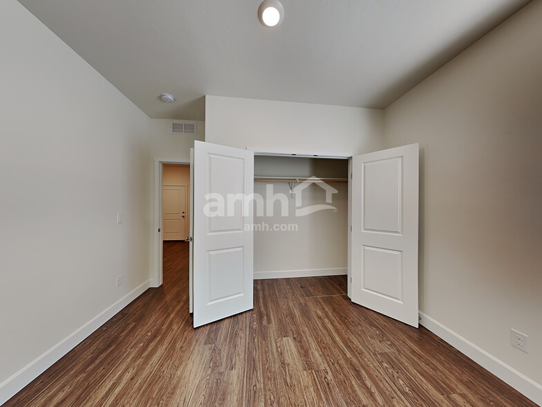 Building Photo - 5114 W White Ash Ct