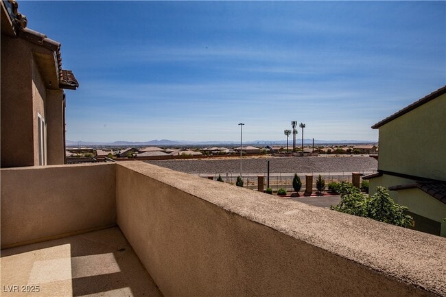 Building Photo - 10557 Ridge Glow Ave