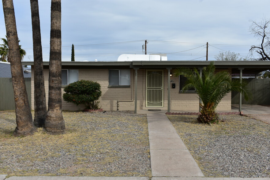 Building Photo - 3645 E 32nd St