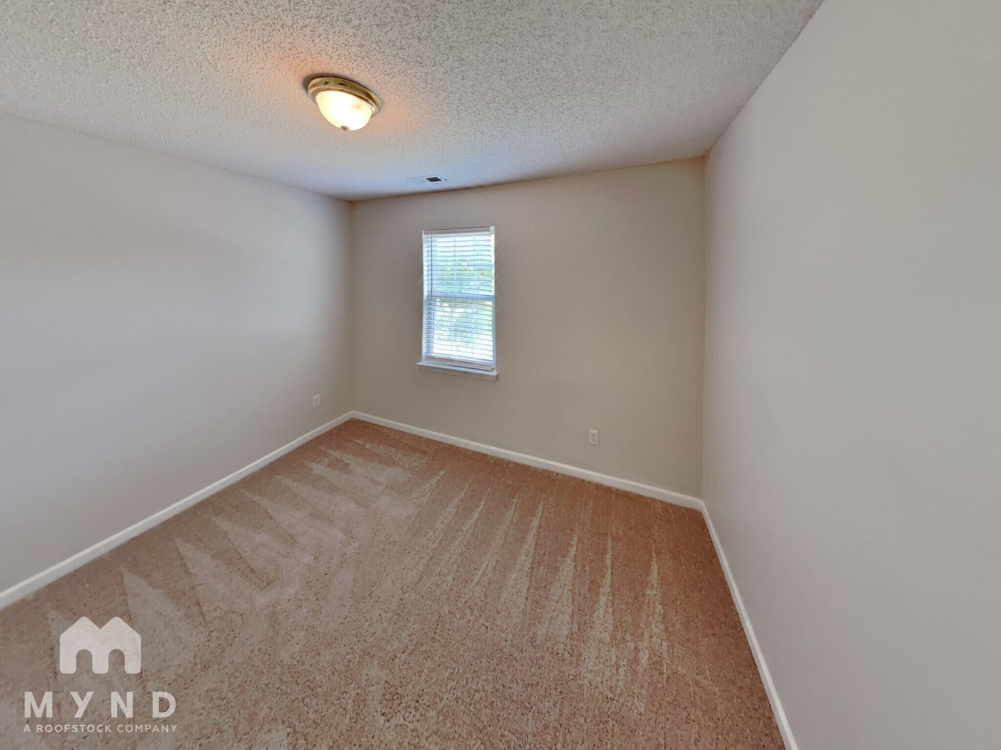 Building Photo - 6027 Briggs Dr