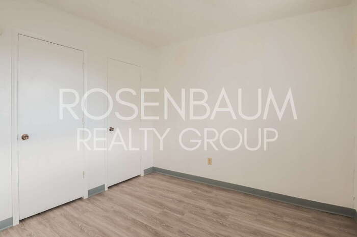 Building Photo - 1518 E Hedrick Dr