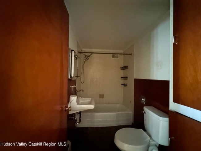 Building Photo - 6140 NY-9G