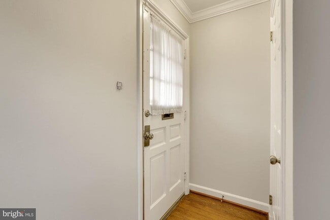 Building Photo - 2941 S Dinwiddie St