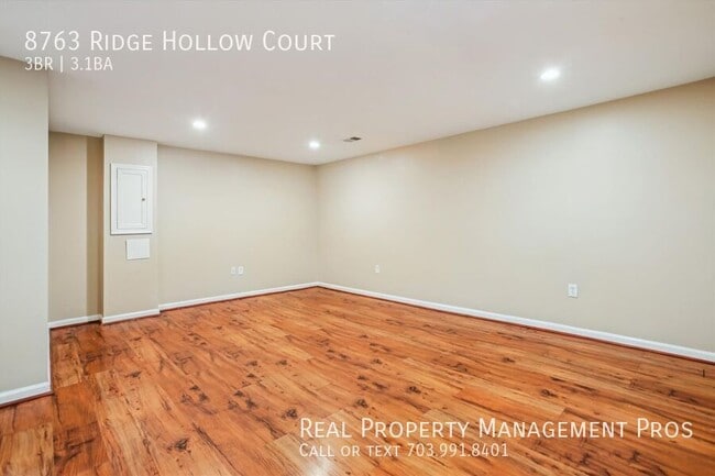 Building Photo - 8763 Ridge Hollow Ct