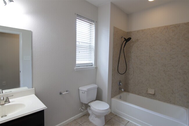 Building Photo - 9431 Black Tooth Way
