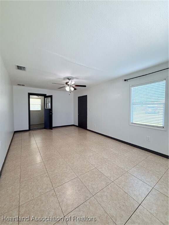 Building Photo - 3515 Marlin Dr