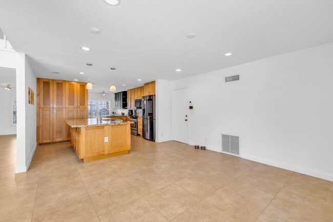 Building Photo - 10694 Wheelhouse Cir