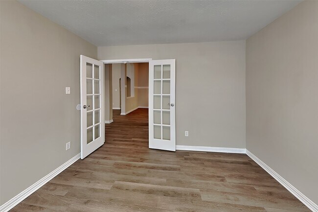 Building Photo - 6630 Grant Dr